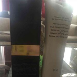 CHANEL Other - New Authentic Chanel Melting Cleanser CHANEL Other - New Authentic Chanel Melting Cleanser
